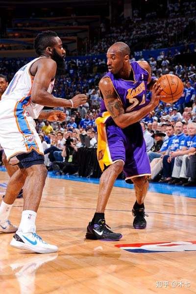 湖人再胜骑士，实力不凡(湖人再胜骑士,实力不凡的球员)