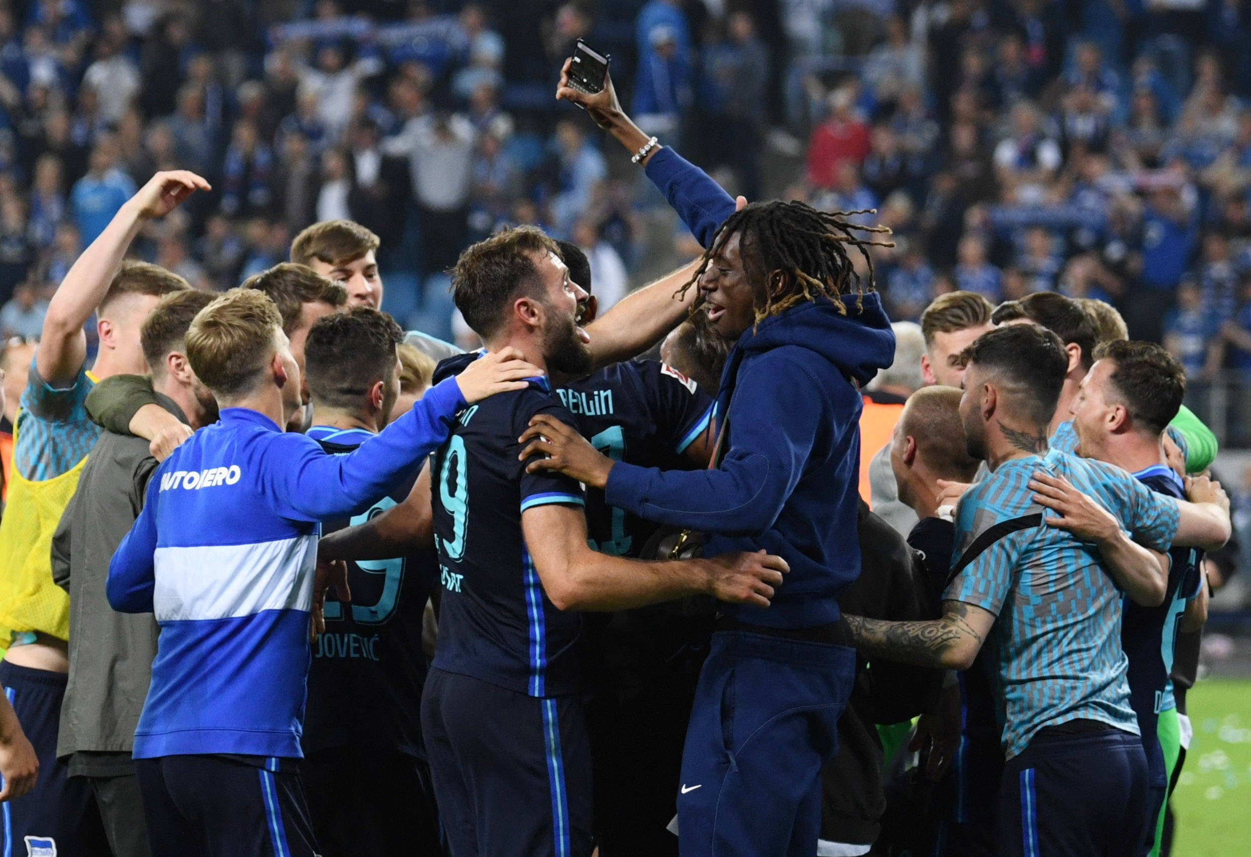 柏林赫塔球员积极备战下一场比赛(柏林赫塔球员积极备战下一场比赛时间) 柏林赫塔球员积极备战下一场比赛(柏林赫塔球员积极备战下一场比赛时间)