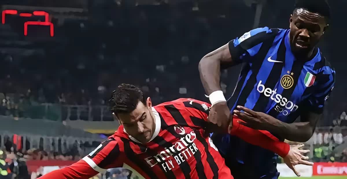 包含AC米兰全队备战下一场硬仗的词条