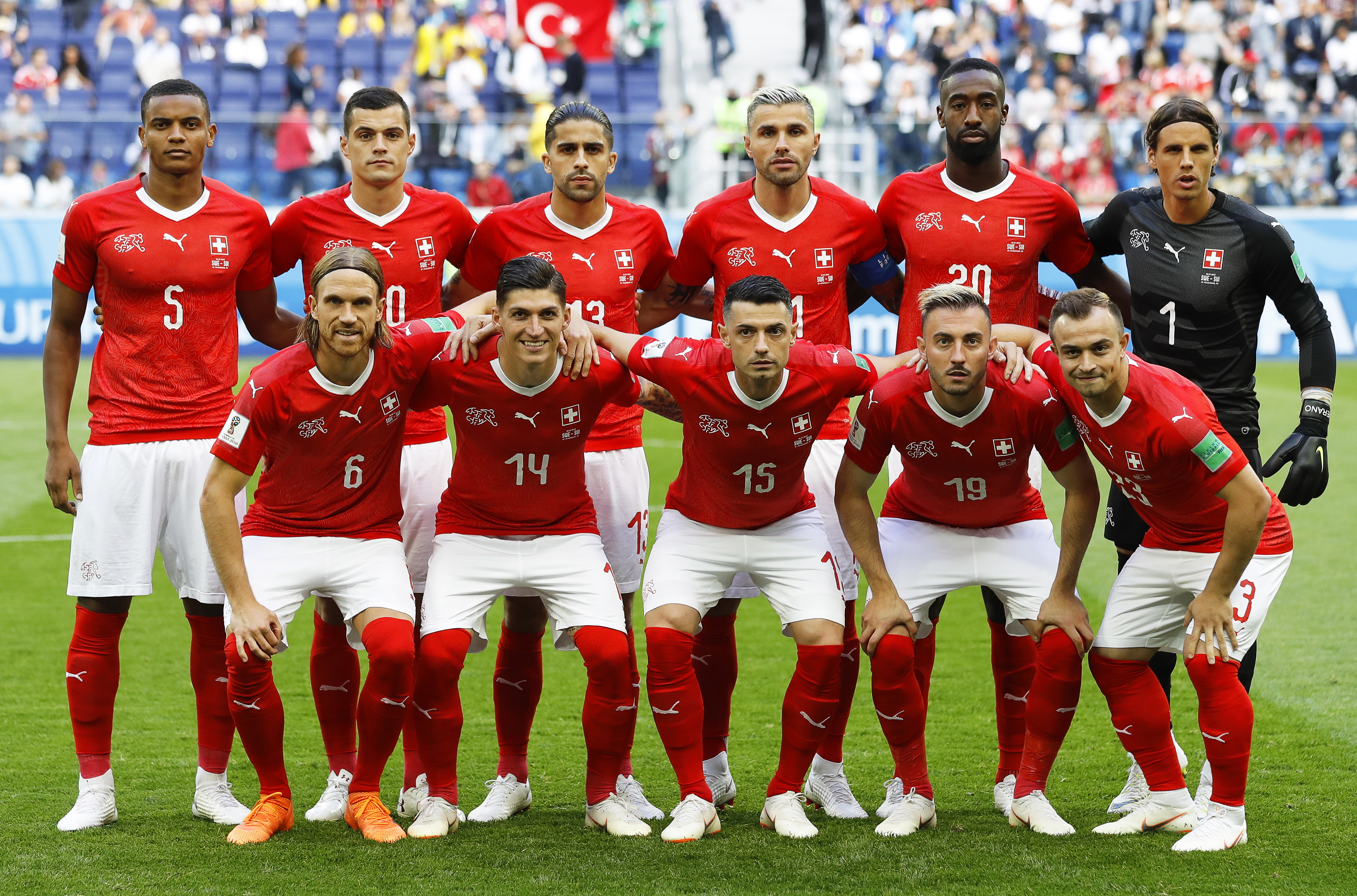 aoa体育体育app-意大利险胜瑞典进入八强，荷兰遭遇罕见-平局迟早出局的简单介绍