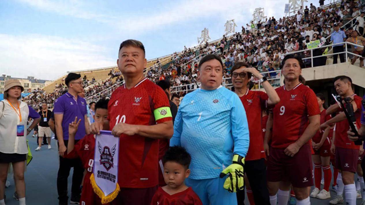 aoa体育体育中国官网-包含球员联盟举办慈善赛，用爱心传递正能量的词条