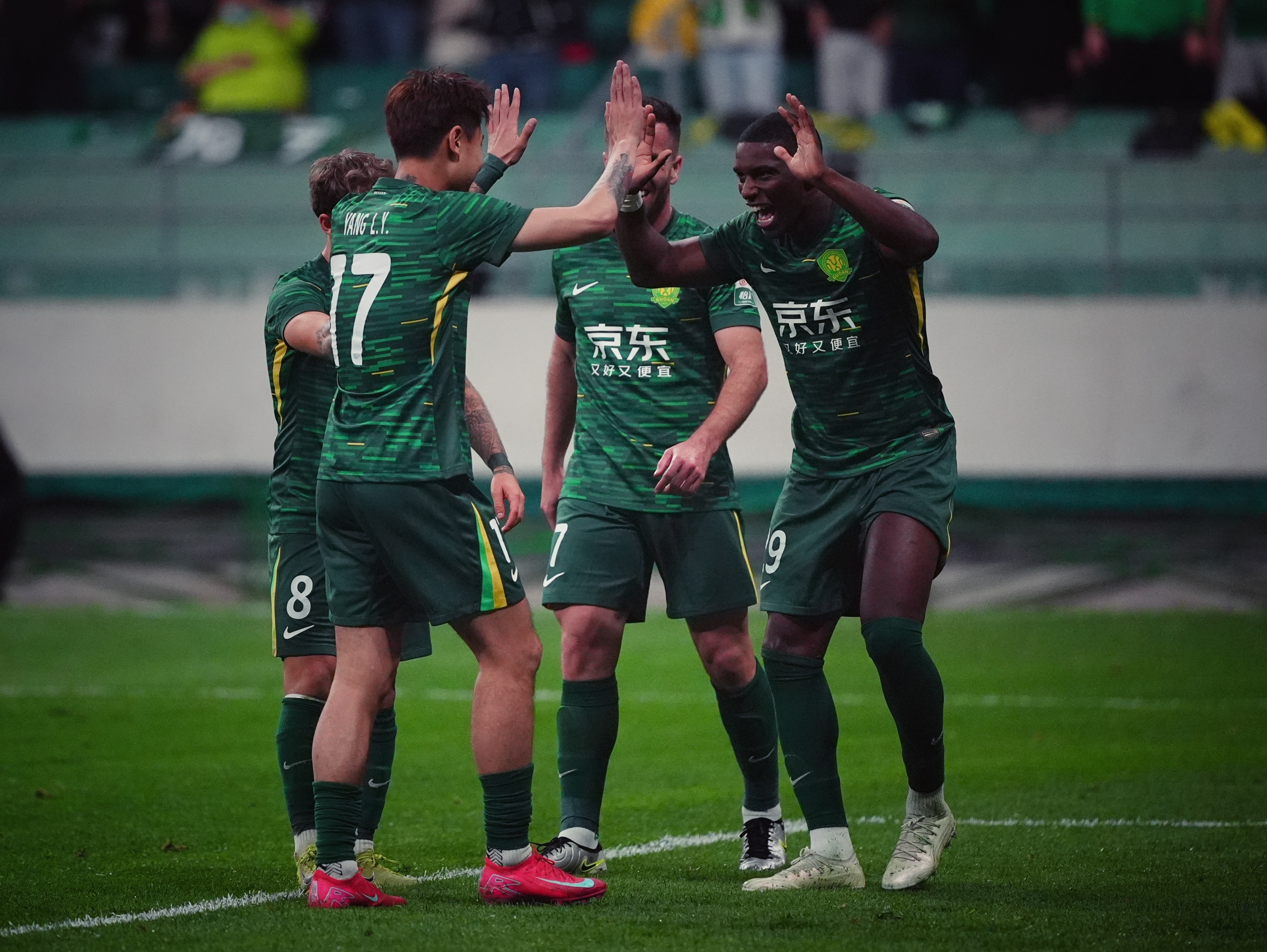 包含北京国安再获胜利，积分赶超对手的词条