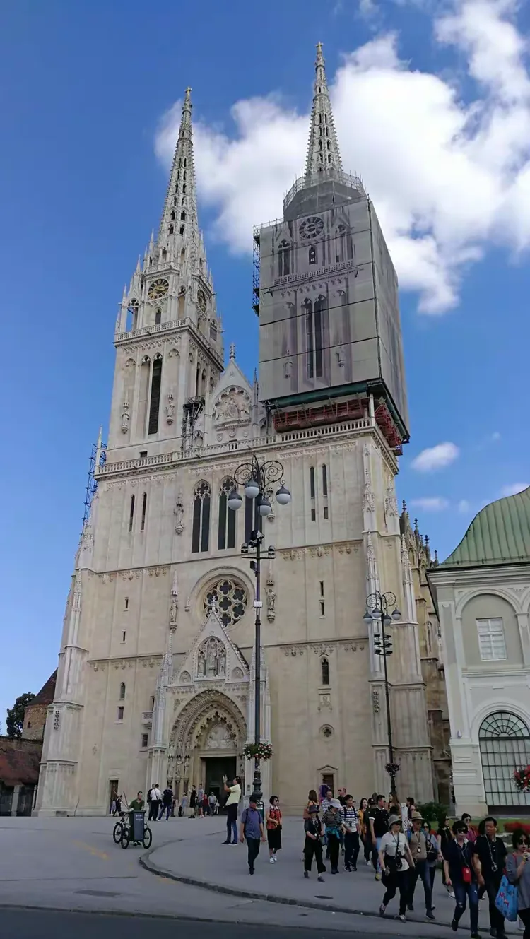 保加利亚豪胜！罗马尼亚队节节败退的简单介绍