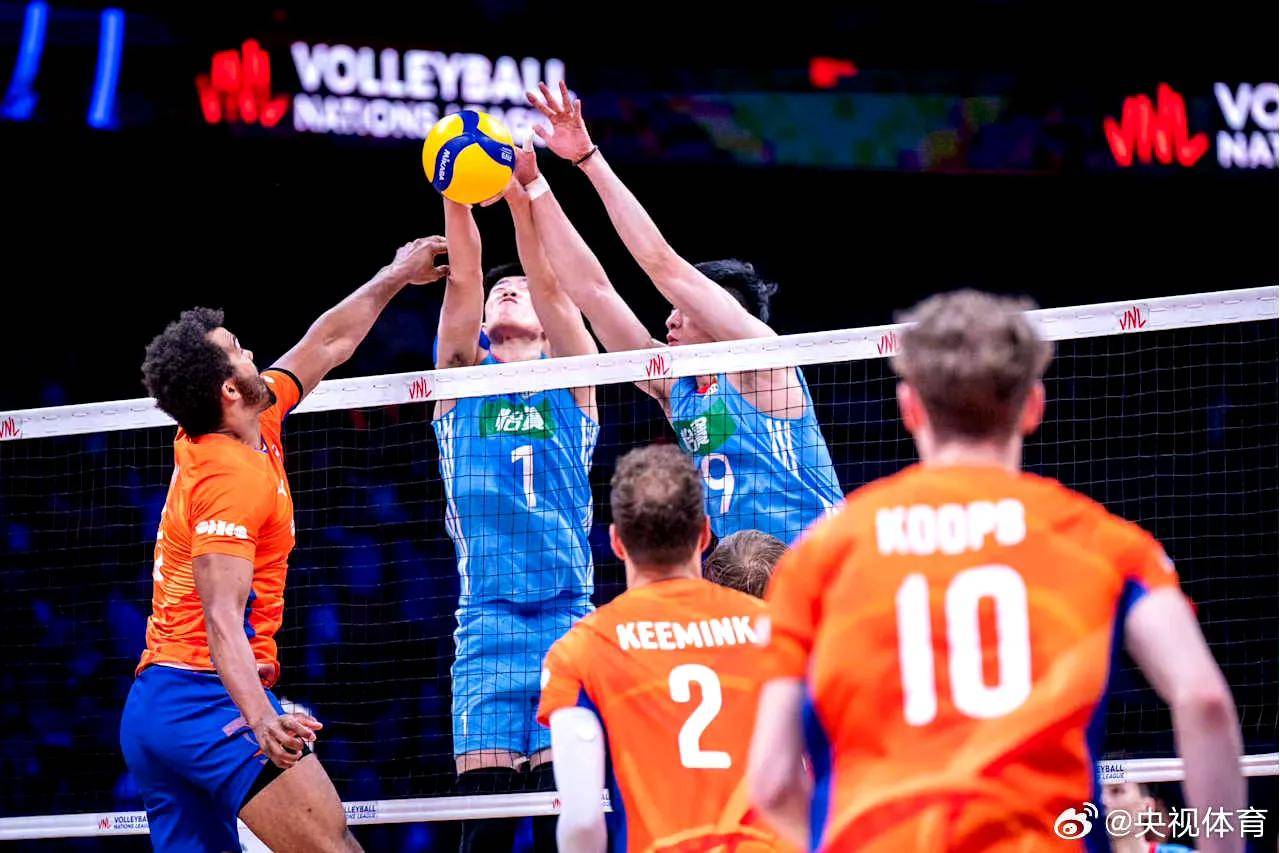 aoa体育体育app下载-荷兰球队连克对手，继续斩获胜利的简单介绍