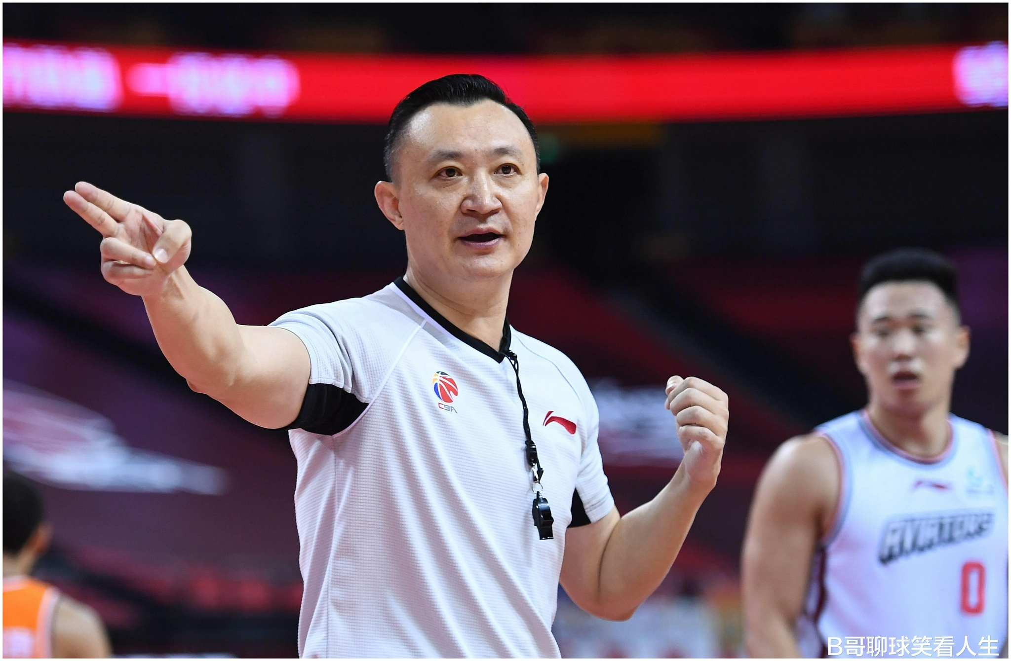 aoa体育体育网页版-包含CBA新赛季引进新科技，裁判系统将成为关键利器的词条