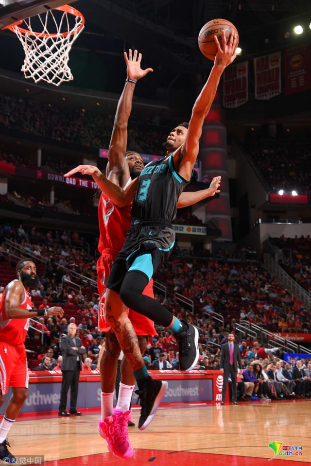 火箭击败黄蜂逆转形势