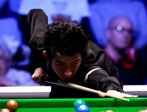 aoa体育体育网站-惊险一击，成功晋级半决赛！