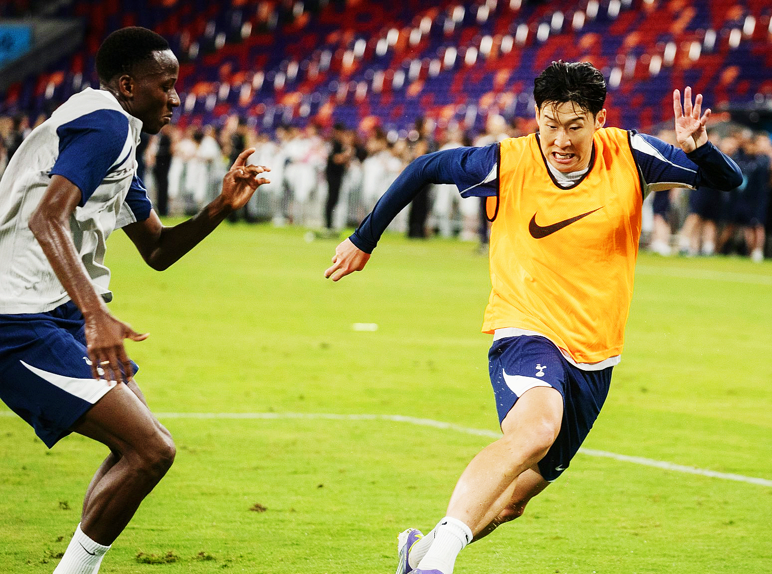 热刺全队崩盘，遭遇重大挫折的简单介绍