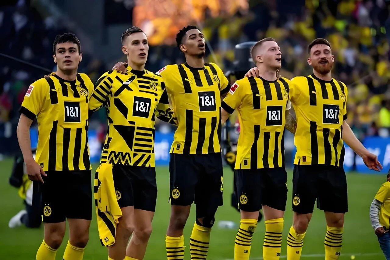 多特蒙德大胜，继续保持不败纪录