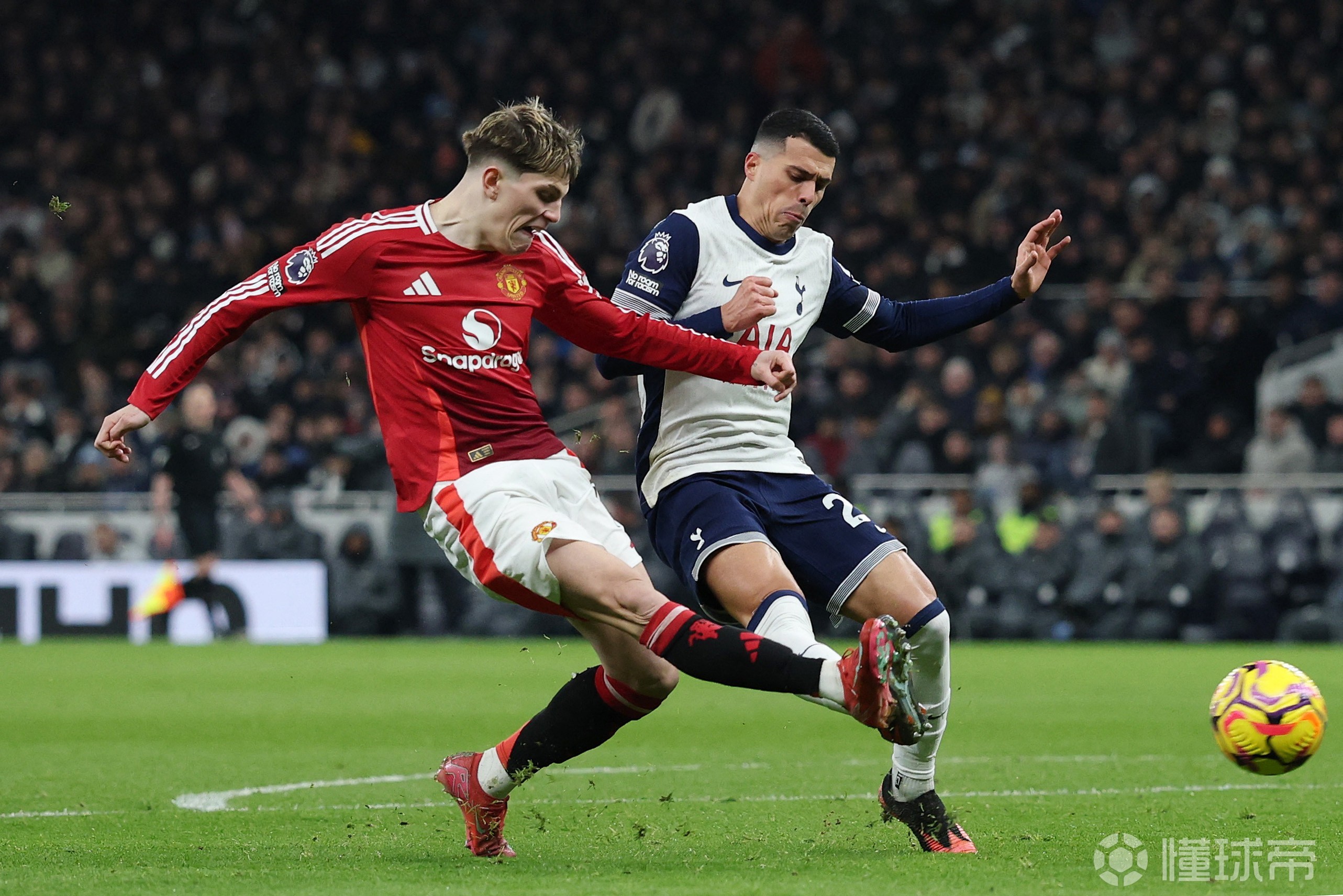 aoa体育体育app下载-关于曼联成功闯入半决赛，展现实力不容忽视的信息